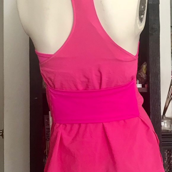 Host Pick!! Lululemon Amped tank top. - Picture 3 of 5